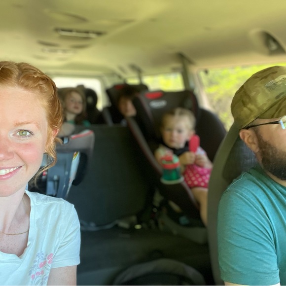 Meet your Posher, Lauren - Picture 9 of 11